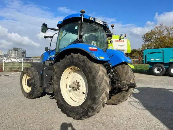 NEW HOLLAND T7.210 - Photo 5