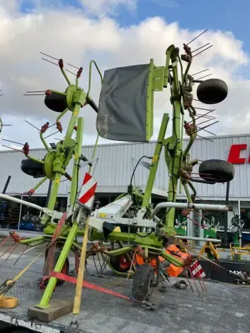 CLAAS Volto 700 - Photo 2