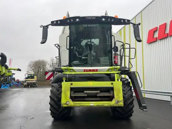 CLAAS Trion 520 - Photo 2