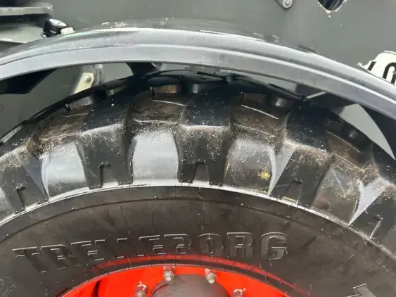 CLAAS SCORPION 741 VARIPOWER - Photo 9