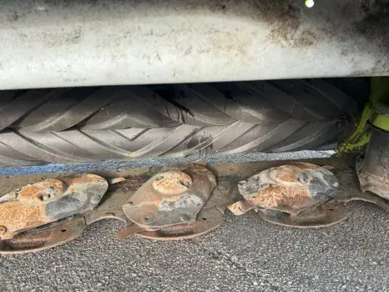 CLAAS DISCO 2800 RC - Photo 9