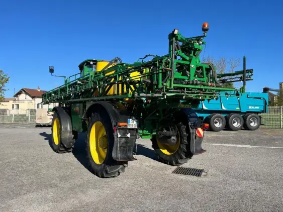 JOHN DEERE R4040i - Photo 5