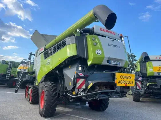 CLAAS Lexion 7600 TERRATRAC - Photo 5
