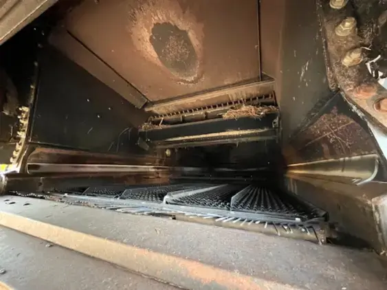 NEW HOLLAND CR 9060 - Photo 14