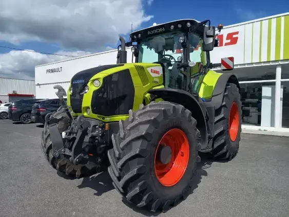 CLAAS AXION 830 CMATIC - Photo 3