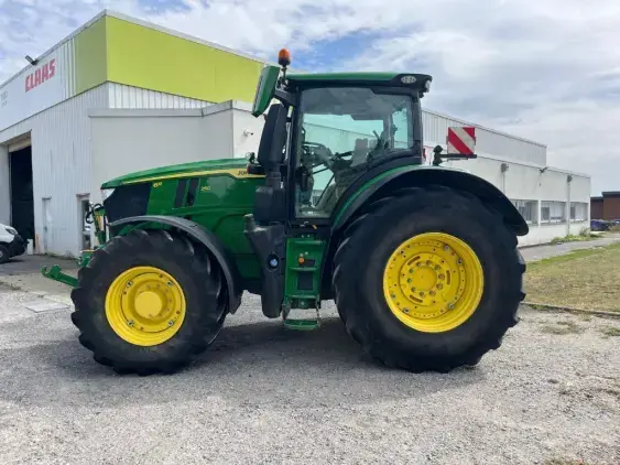 JOHN DEERE 6R250 - Photo 4