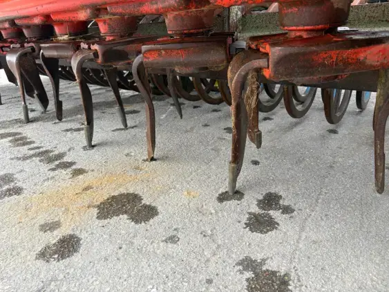 KUHN Hr303 - Photo 9