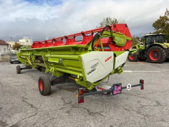 CLAAS Lexion 7600 TERRATRAC - Photo 23