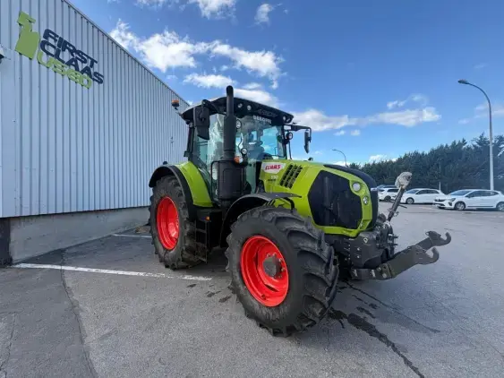 CLAAS ARION 530 - Photo 1