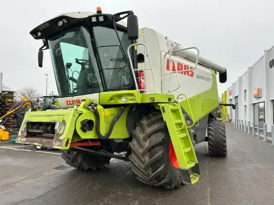 CLAAS LEXION 570 C - Photo 3