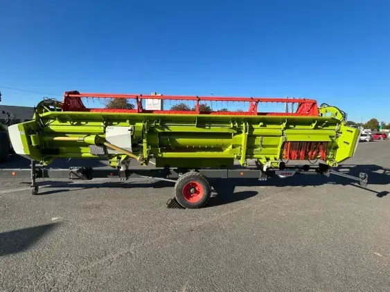 CLAAS Lexion 5300 - Photo 18