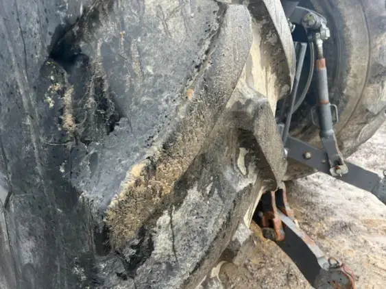 MASSEY FERGUSON 8735 DYNA-VT EXCLUSIVE - Photo 12