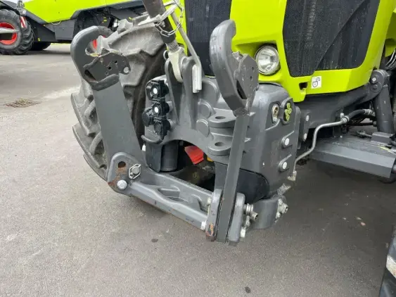 CLAAS ARION 650 CIS+ - Photo 8