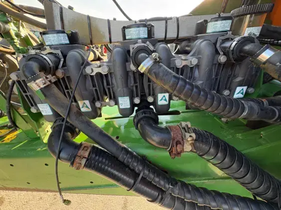 AMAZONE Ux11200 - Photo 11