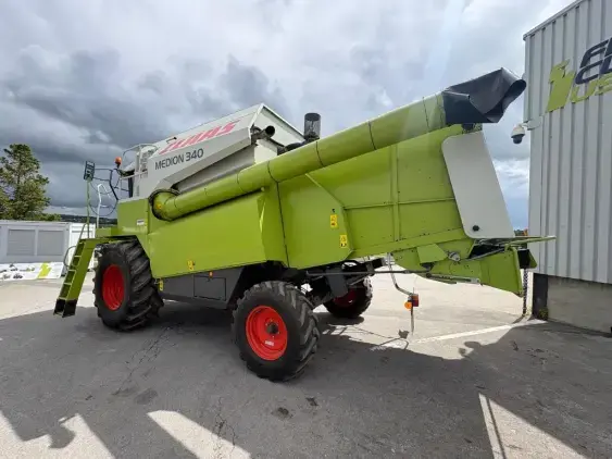CLAAS MEDION 340 - Photo 5