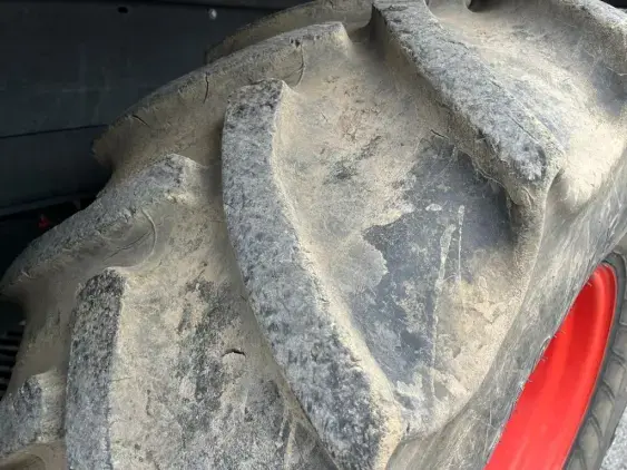 CLAAS JAGUAR 840 - Photo 11