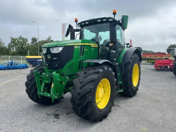 JOHN DEERE 6R250 - Photo 3