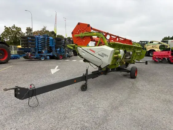 CLAAS LEXION 650 - Photo 19