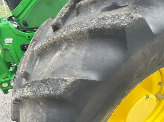 JOHN DEERE 6R250 - Photo 11
