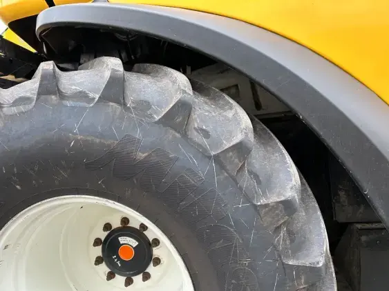 NEW HOLLAND CR 9080 - Photo 11