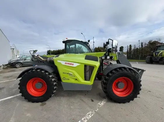 CLAAS SCORPION 741 VARIPOWER - Photo 8