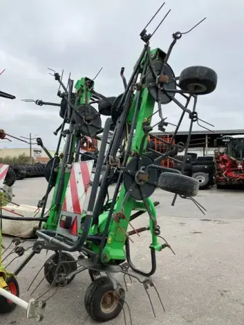 DEUTZ FAHR Condimaster 9021 - Photo 2