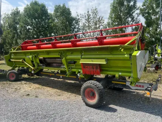 CLAAS Lexion 7500 TT  - Photo 21