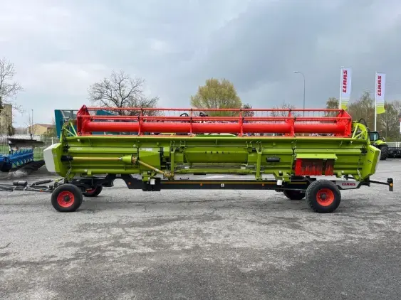 CLAAS Trion 660 Montana  - Photo 20