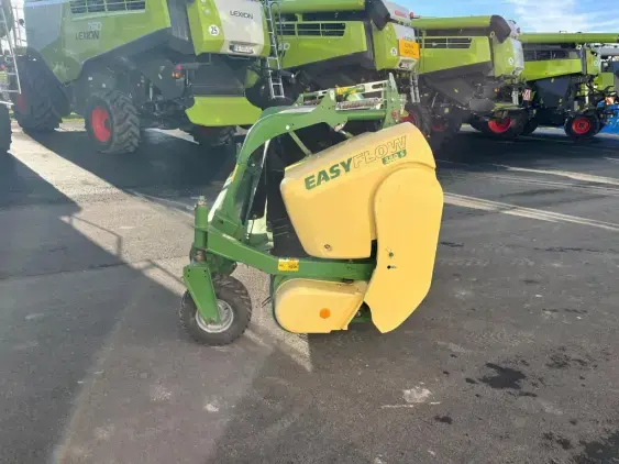 KRONE Easy Flow 380 S - Photo 4