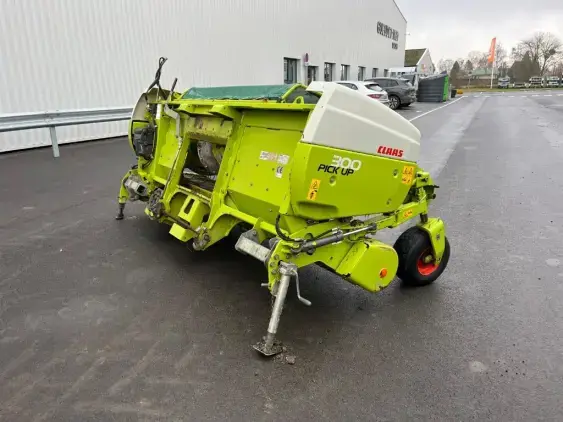 CLAAS Pick up 300 HD - Photo 7
