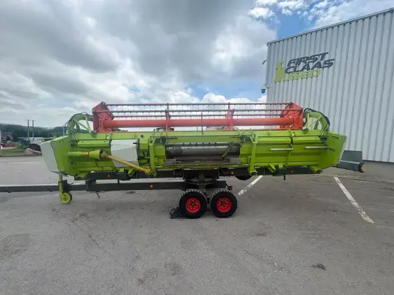 CLAAS TUCANO 420 - Photo 24