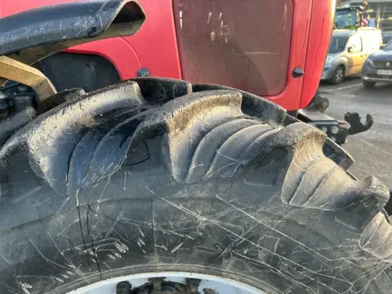 MASSEY FERGUSON MF 8210 - Photo 9