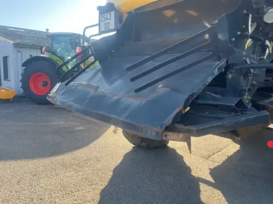 NEW HOLLAND CR 9060 - Photo 12