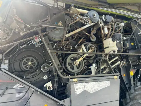 CLAAS Lexion 7500 TT  - Photo 27