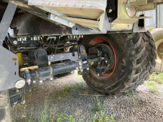 CLAAS Cargos 9600 tridem  - Photo 6