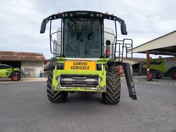 CLAAS lexion 7400 - Photo 3