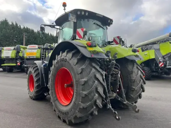 CLAAS AXION 830 - Photo 5