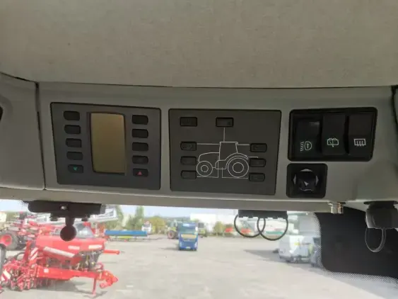 CLAAS AXION 870 CMATIC - Photo 12