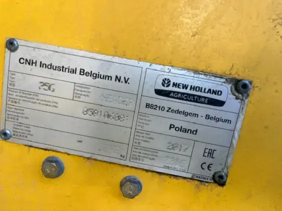 NEW HOLLAND CR 8.80 - Photo 28