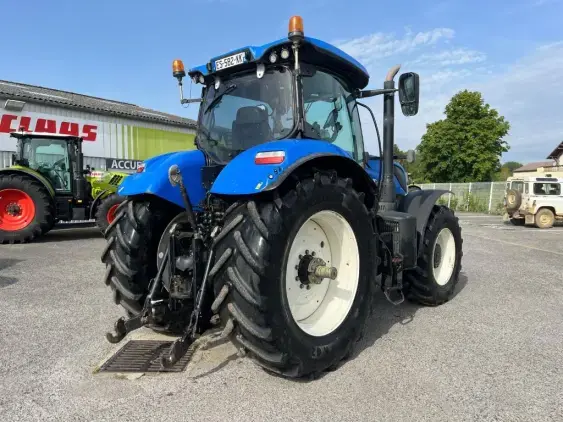 NEW HOLLAND T7.230 - Photo 7