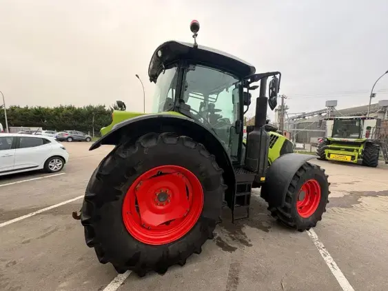 CLAAS ARION 610 - Photo 7