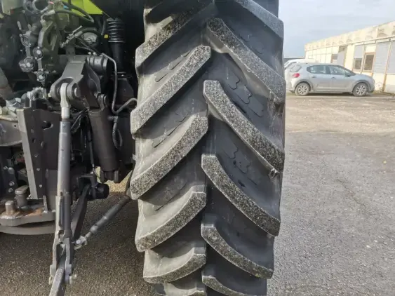 CLAAS AXION 830 CMATIC - Photo 14