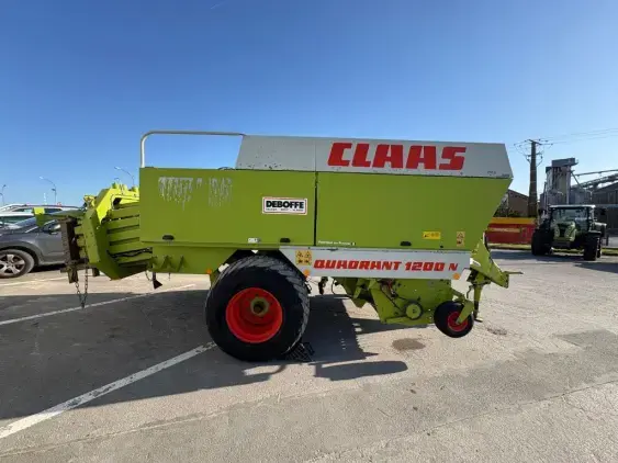 CLAAS Quadrant 1200 - Photo 8