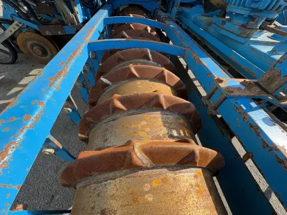 LEMKEN Zirkon 10/450K - Photo 9