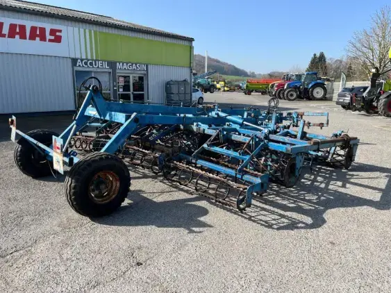 RELIGIEUX COMDOR - Photo 8