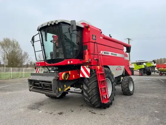 MASSEY FERGUSON 7246 ACTIVA - Photo 3