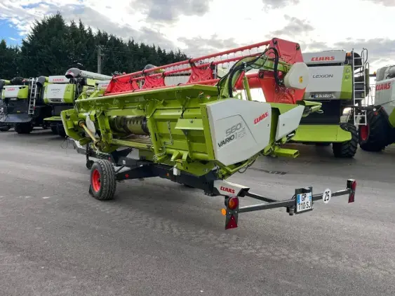 CLAAS Trion 520 - Photo 27