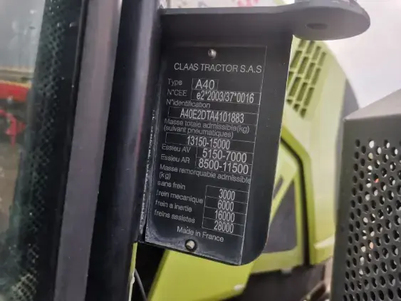 CLAAS AXION 830 CMATIC - Photo 15