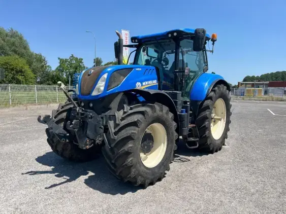 NEW HOLLAND T7.245 - Photo 3