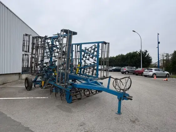 RELIGIEUX Comdor - Photo 1